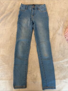 GAP youth Medium Blue Skinny Jeans